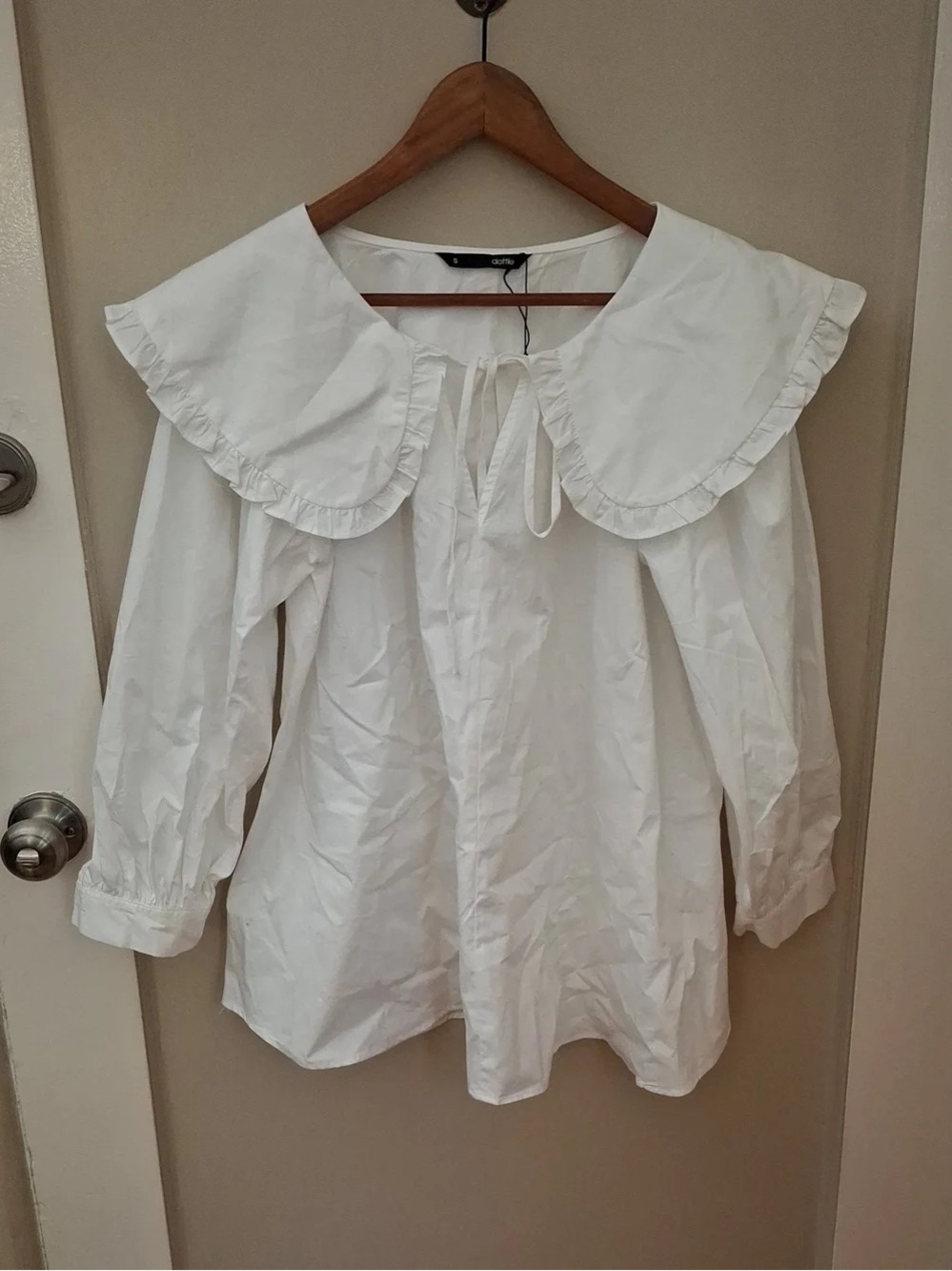 Zara Oversized Ruffle Collar Tie-Front Blouse in White